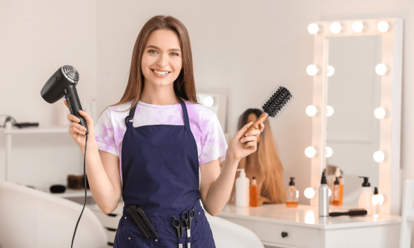How Much Does a Freelance Hairdresser Earn?